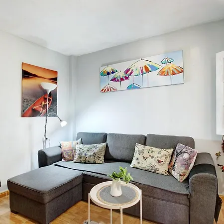 Casa Rural El Arbol Hotel *